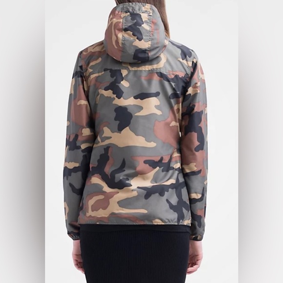 Herschel Camo Raincoat - Picture 3 of 7